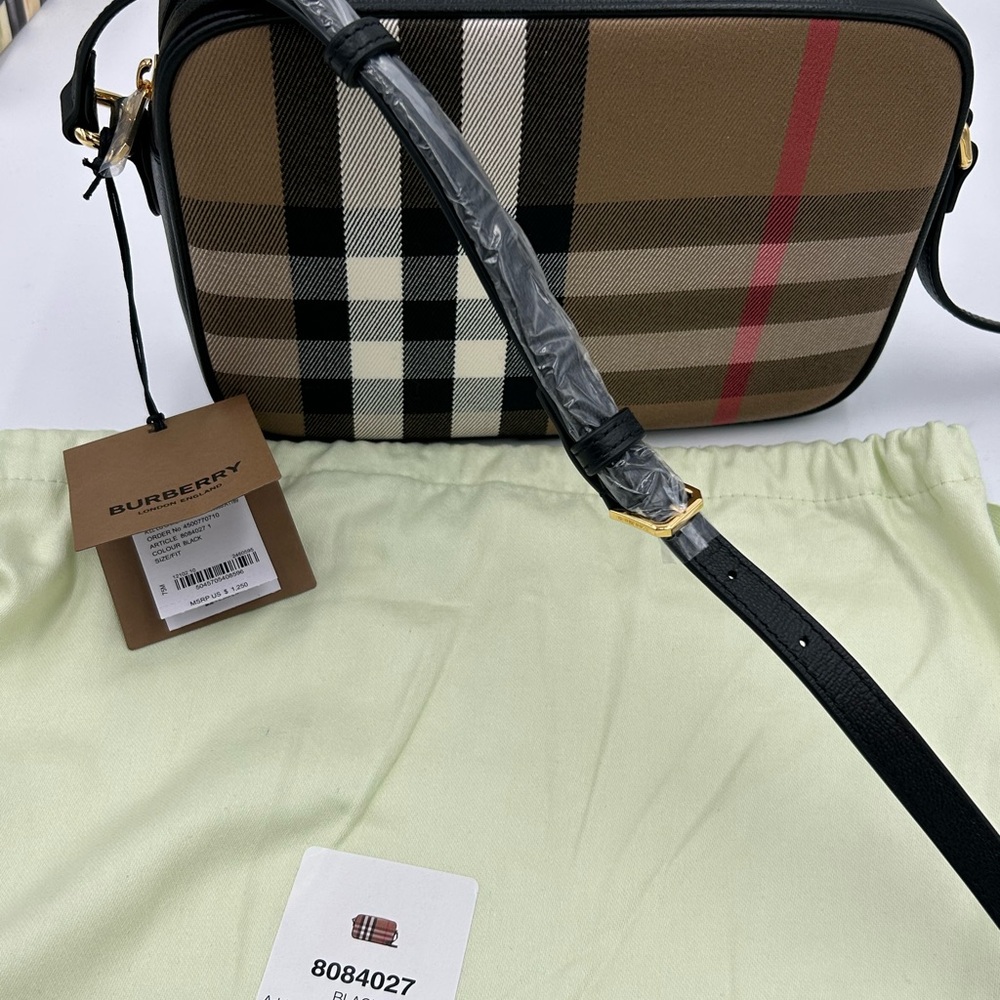 Women's Burberry check, canvas, and leather camera bag made in Italy - Picture 4 of 14